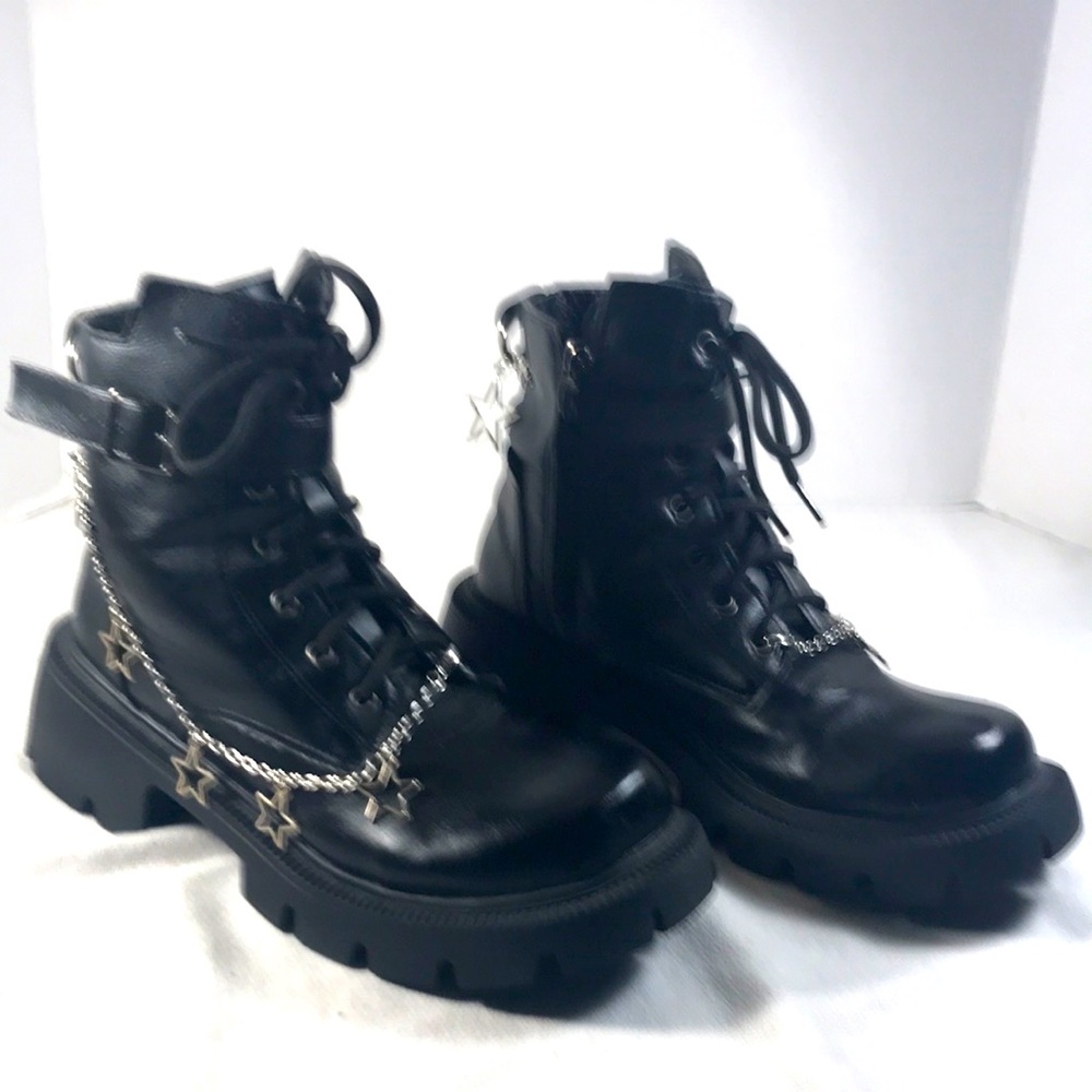 Woman’s Black Lugged Goth Moto Lace Up and Zipper Ankle Boots with Star Chain
